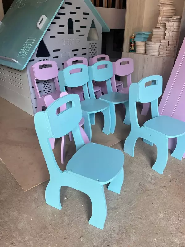 Детский дизайнерский стул. Модель № 48 "Косолапый" (Ассортимент)