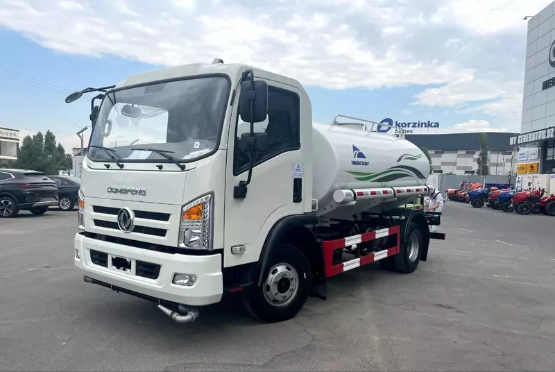 Поливомоечная машина DONGFENG Водовоз 6 м.куб