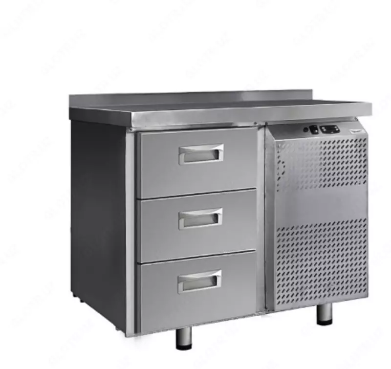 Стол холодильный с бортом CXC-700-0/3