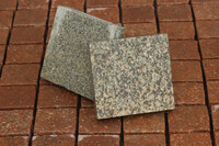 Гранитная брусчатка серого мелкозернистого оттенка - по запросу