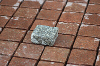 Гранитные брусчатка известняк и песчаник - по запросу