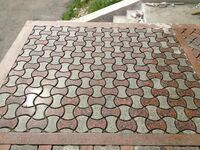 Кладка брусчатки двух разных цветов - по запросу