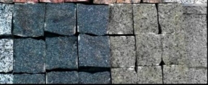 Колотая гранитная брусчатка темных оттенков из гранита