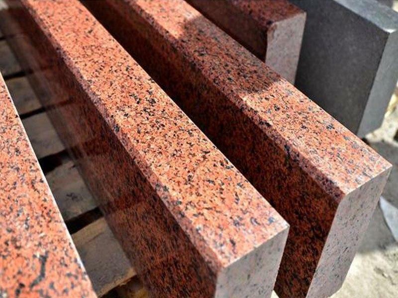 Тротуарные бордюры из гранита