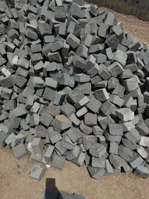 Пилено колотая гранитная брусчатка из натурального камня (любых оттенков)