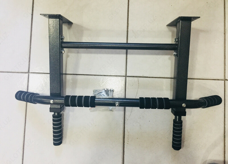 Компактный турник для стен