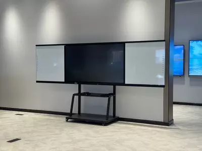 Smart Blackboard Eiboard ISP146LR 146 дюйм — с боковыми досками и 4K UHD