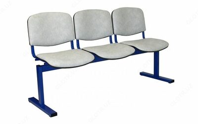 Офисные стулья и многоместные секции