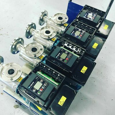 Calpeda BS 2 MXH 4802/A with I-MAT насосная станция для водоснабжения