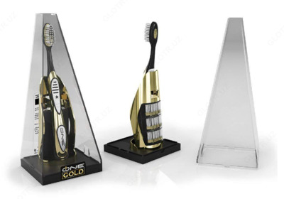 Эксклюзивная золотая зубная щётка «Silver Care» cерии Gold One с холдером и набором трёх уровневых золотых запасных насадок 24 kt.