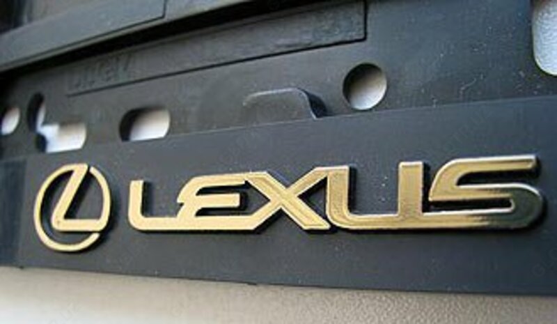 Рамка номерного знака LEXUS