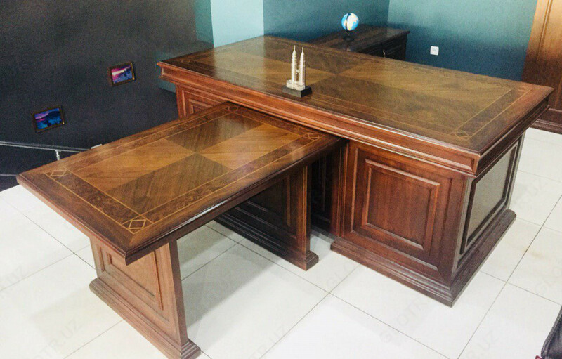 Столы для руководителей