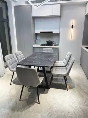 стул от "FurniGlass"