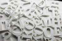 3D harflarga buyurtma bering - 3 000 so'mdan