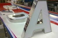 Светящиеся объемные буквы