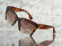 Brend quyoshdan saqlaydigan ko'zoynaklar - 1 000 000 so'm