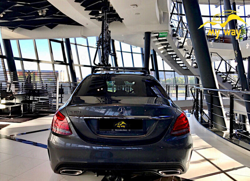 Автомобиль Mercedes-Benz C180