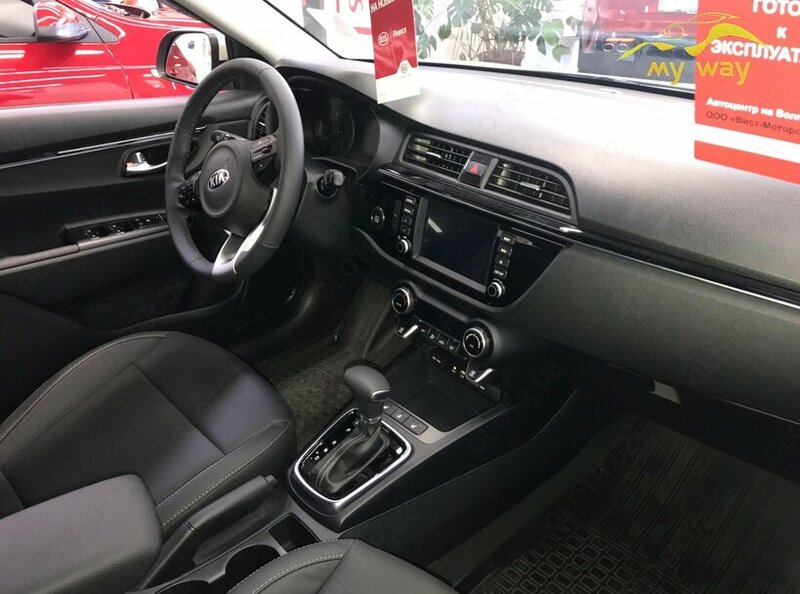   Автомобиль Kia Rio X