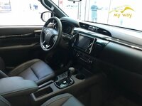   Автомобиль Tayota Hilux