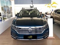 Автомобиль Volkswagen Touareg