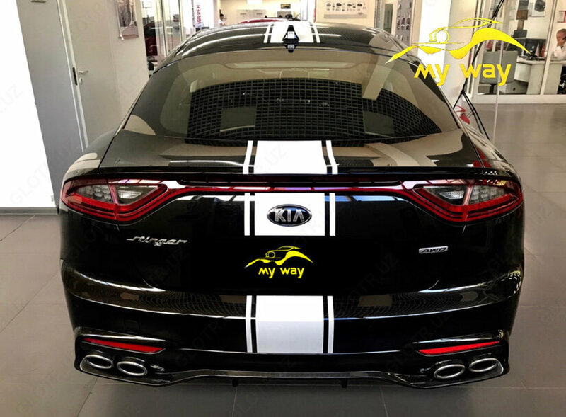  Автомобиль Kia Stinger - 