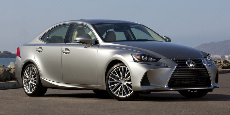 Автомобиль Lexus IS 300