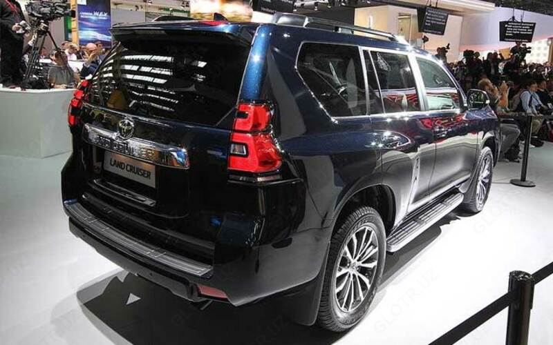  Автомобиль Toyota Land Cruiser Prado - 