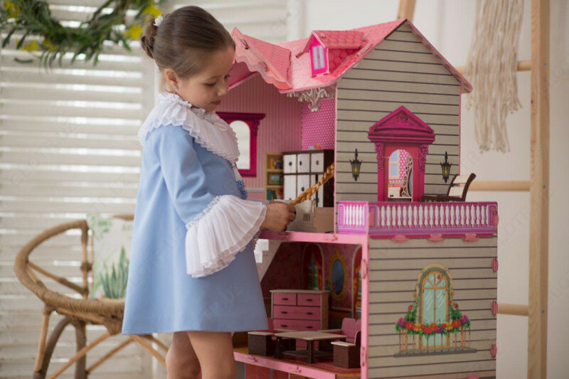   Кукольный домик