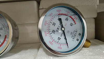 Манометр глицериновый 60 Мпа