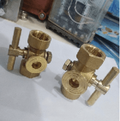 002 uch tomonlama vana