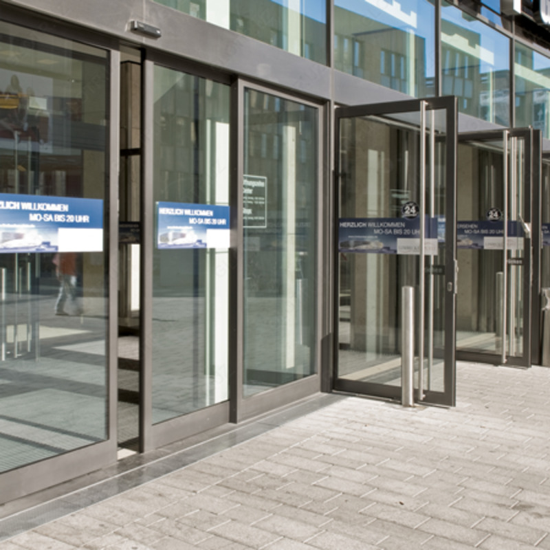 Раздвижная дверь с механизмом раскладывания SST FLEX от dormarkaba