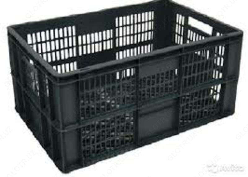 Пластиковый ящик