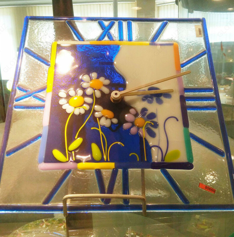 Декоративные изделия из цветного стекла