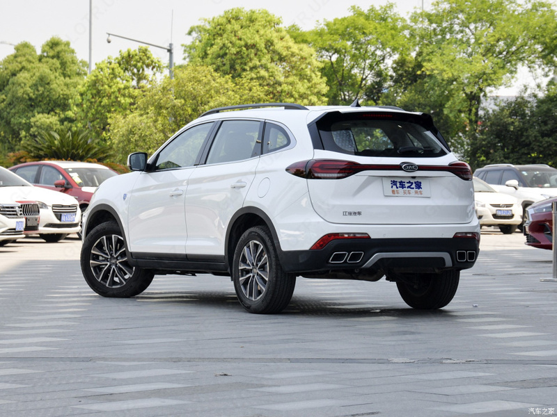  Автомобиль JAC Jiayue X7 - 