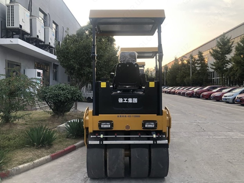 384 019 683 so'm XCMG XMR403VT Birlashgan Vibratsiyali Yo'l Makarasi