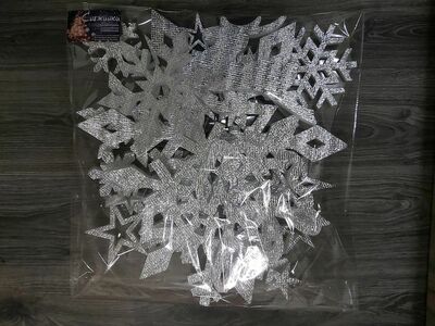 40 000 сум / комплект Комплект новогодних украшений - снежинки