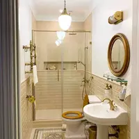 Душевая кабина. Душ из стекла.Стеклянные перегородки -лучшие качества!