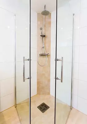 1 150 000 so'm / donadan Душевые кабины со стеклянными перегородками