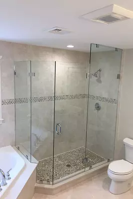 Душевые кабины со стеклянными перегородками OOO Stroy Expo