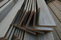 Уголок стальной равнополочный 90x90х6 мм - 14 200 000 сум