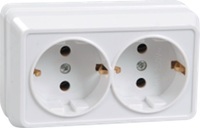 2 kishilik RSsh22-3-OB rozetkasi himoya pardasi bilan z/k bilan 16A ochiq toplam OCTAVE (oq)