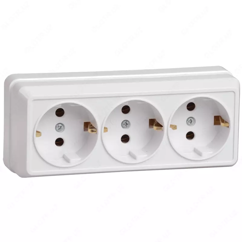 Розетка 3-местная с з/к для открытой установки РС23-3-ОБ 16А OKTAВA IEK  белый