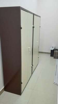 Металлический шкаф