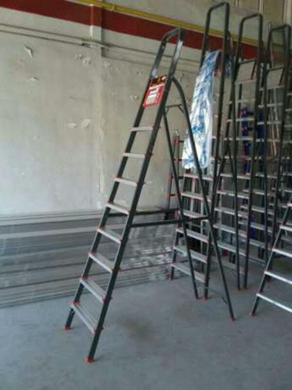 Стремянка с 9 ступенями