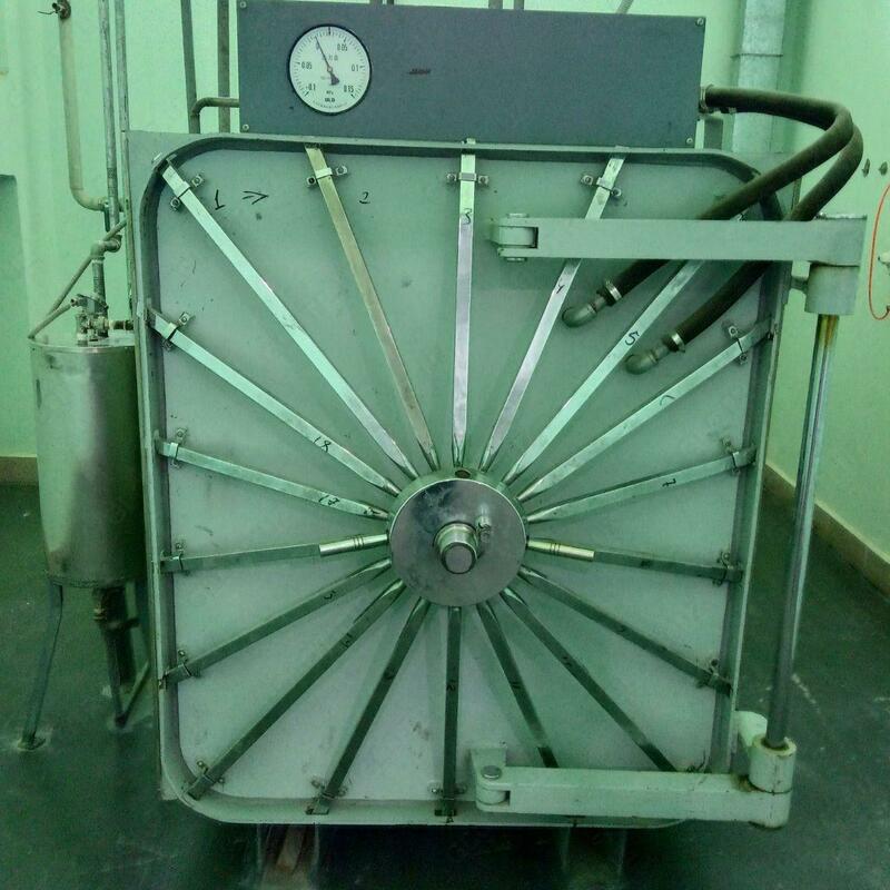 Jarrohlik qo'lqoplarini ishlab chiqarish uchun uskunalar Chakana savdo