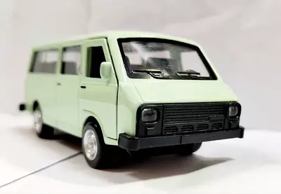 Машинка игрушка микроавтобус РАФ металлическая