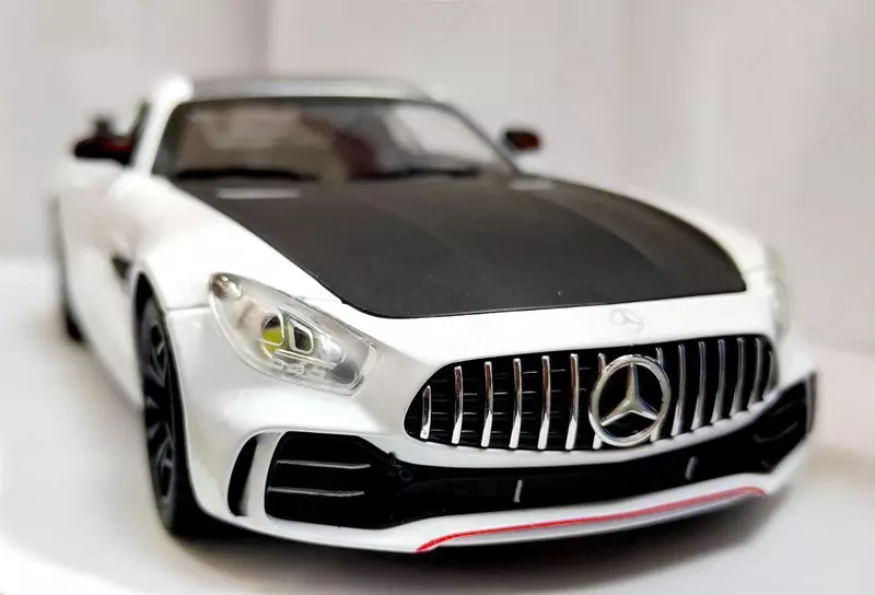 Машинка игрушка металлическая Mersedes 1:24