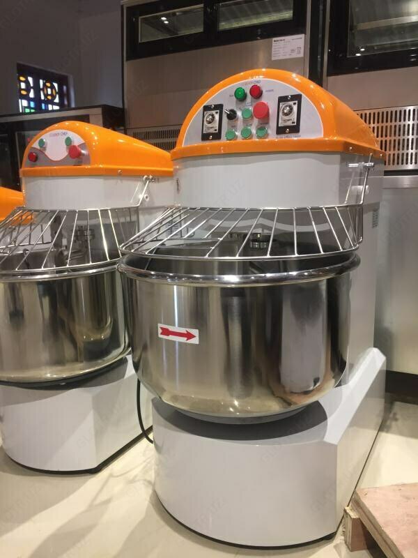 Тестомесильная машина AF-L60А - 14 403 816 сум