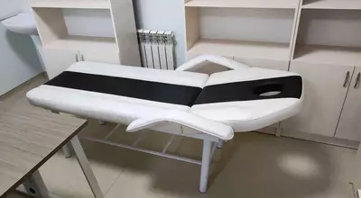 Кушетка косметологическая