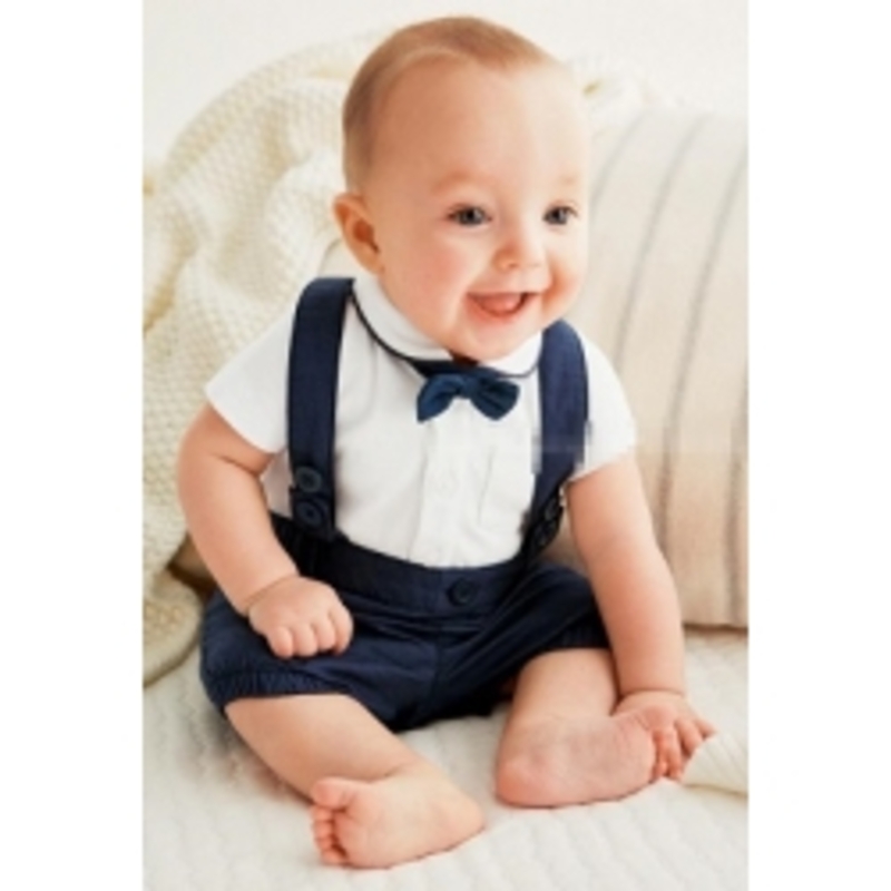 Детские распашонки для новорожденных.